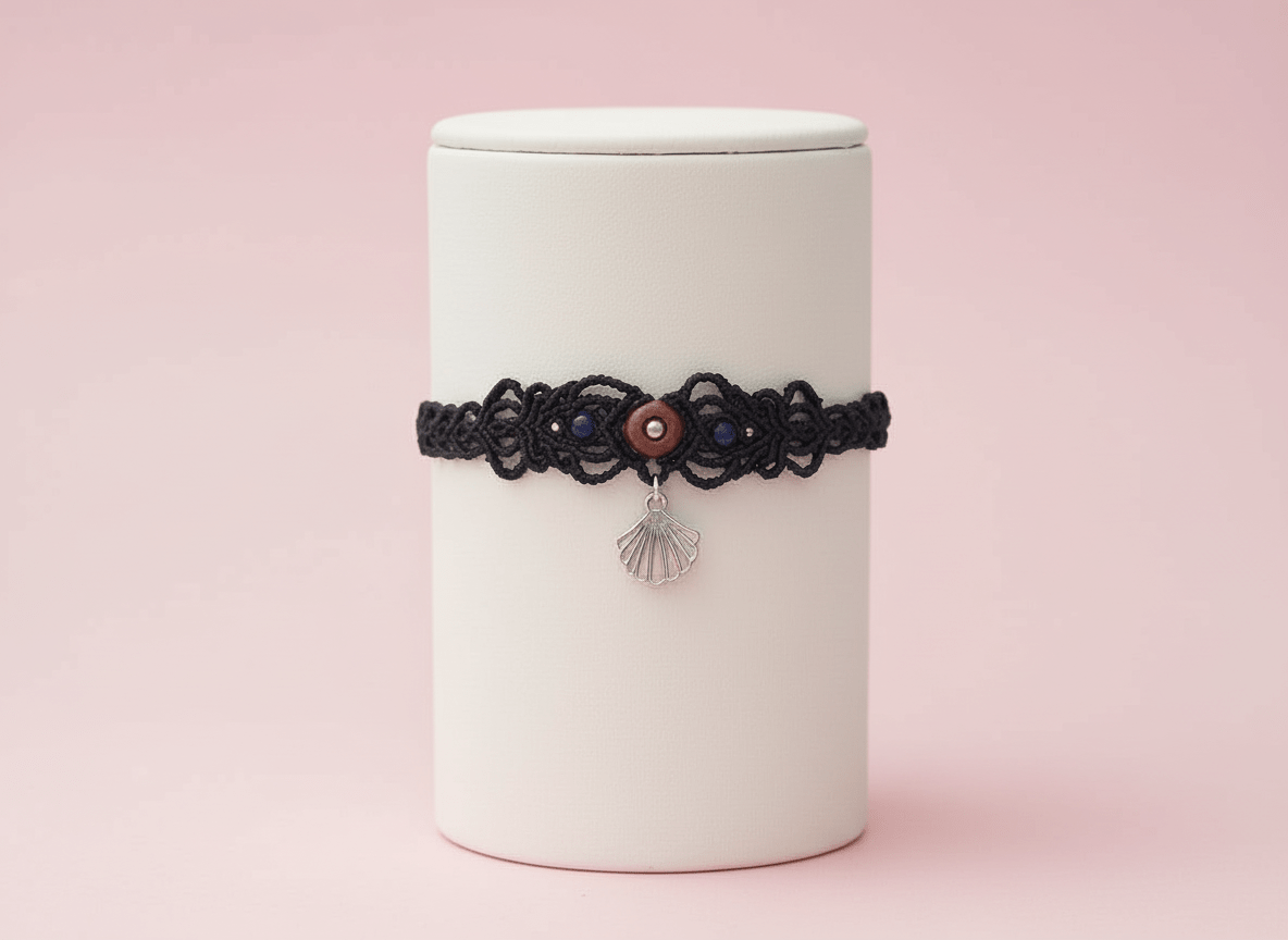 Cocker negro con piedra del sol - artesanal - My Cuqui Shop