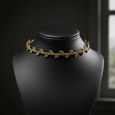 choker dorado de hilos encerados