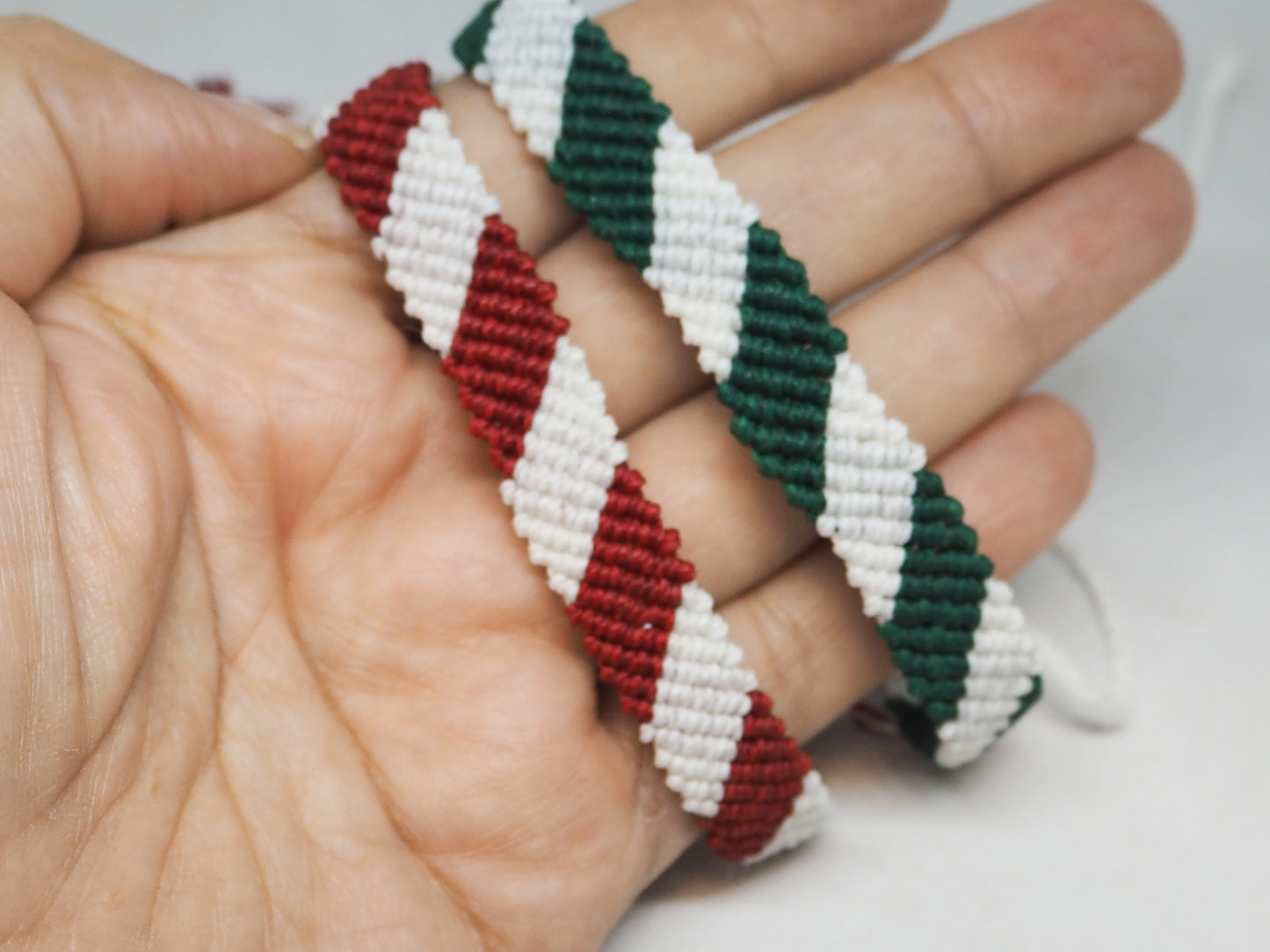 Pulseras de hilo