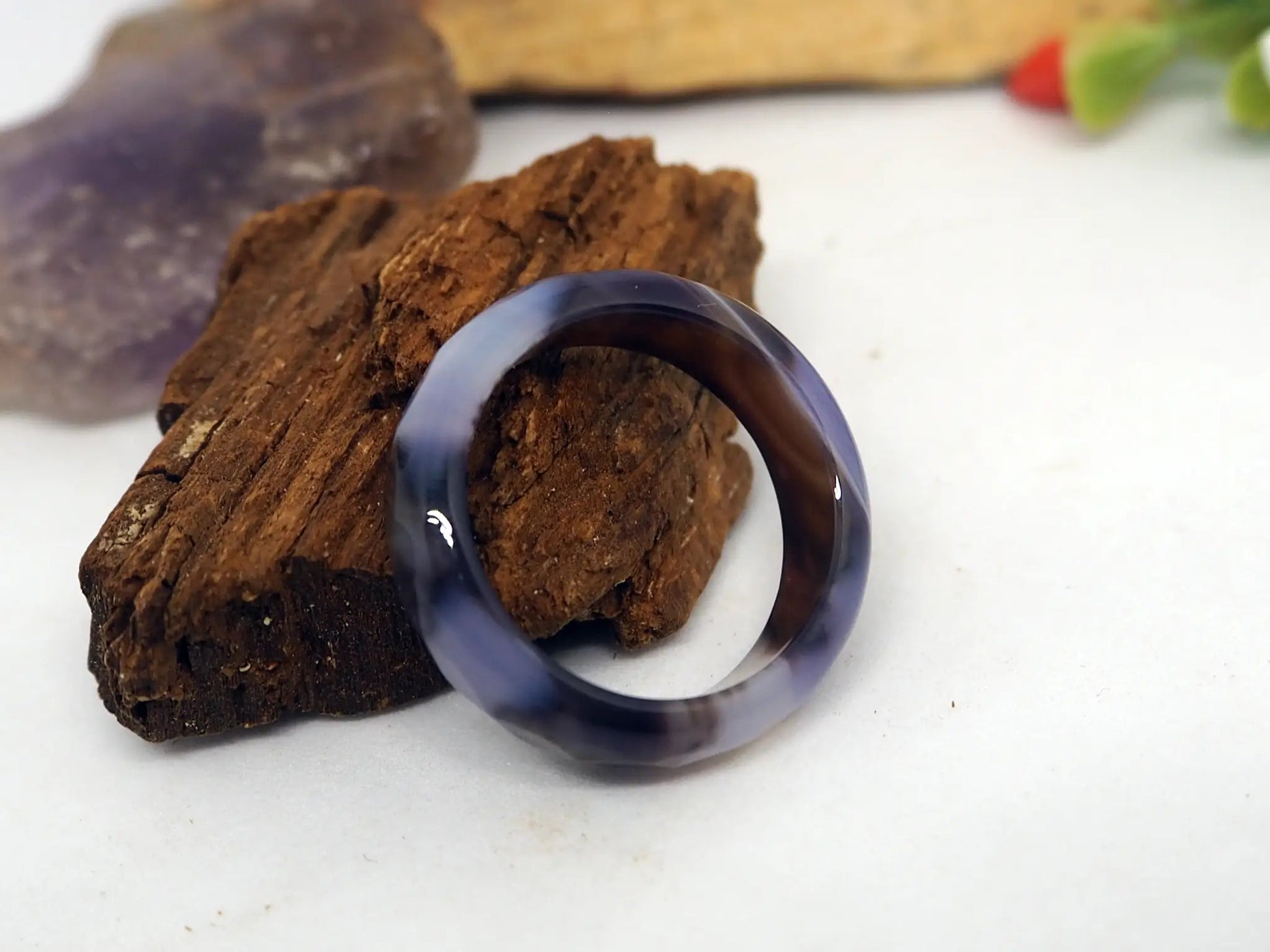 Anillo de Fluorita - Diseño Único y Tonos Terrosos - My Cuqui Shop