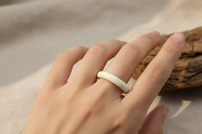 Anillo de Hueso de Yak. Modelo alianza - My Cuqui