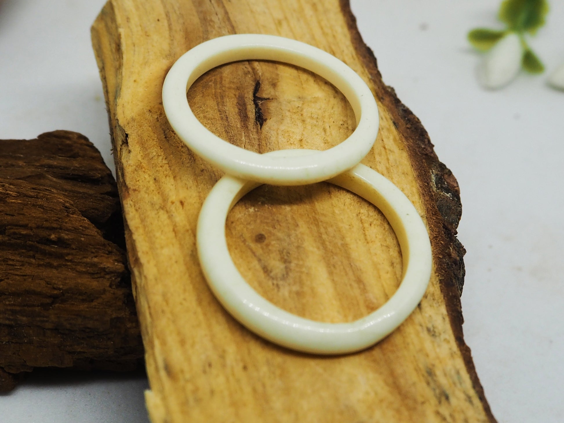 Anillo de Hueso de Yak. Modelo alianza - My Cuqui Shop #