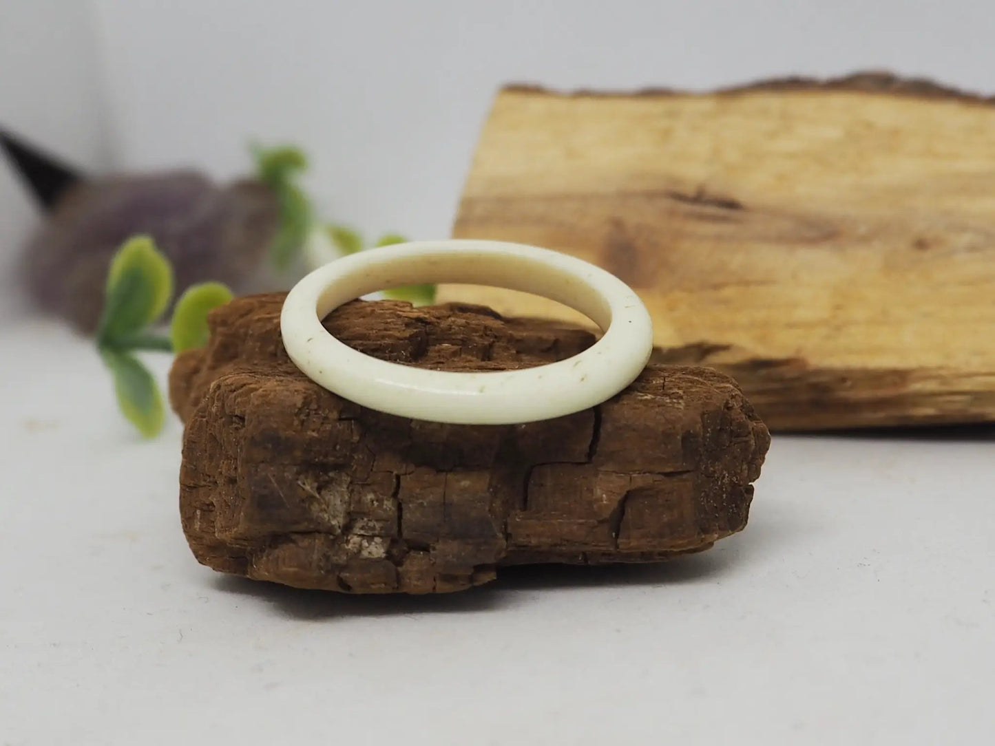 Anillo de Hueso de Yak. Modelo alianza - My Cuqui