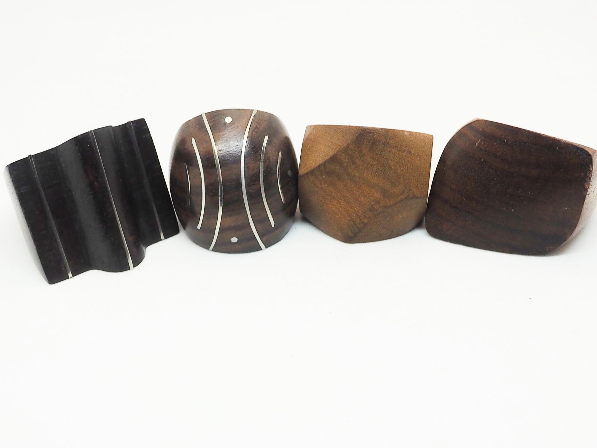 Anillos de Madera Artesanales - Diseño Único y Elegante - My Cuqui Shop #