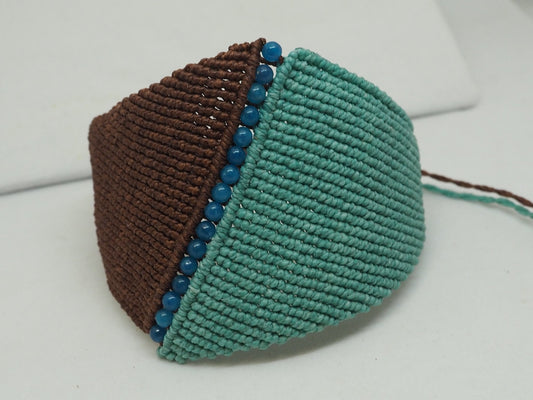 Brazalete Ancho de Macramé con Piedras Aguamarina | Hilos Encerados - My Cuqui Shop