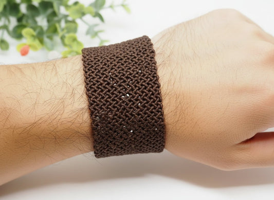 Brazalete Ancho de Macramé Marrón | Hilo Encerado Premium Inalterable - My Cuqui Shop #