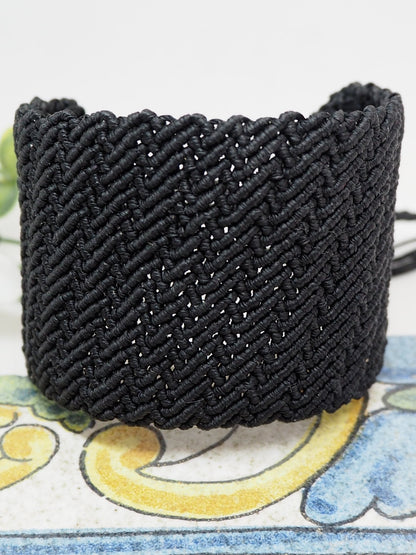 Brazalete Ancho de Macramé Negro | Hilo Encerado Premium Inalterable - My Cuqui Shop