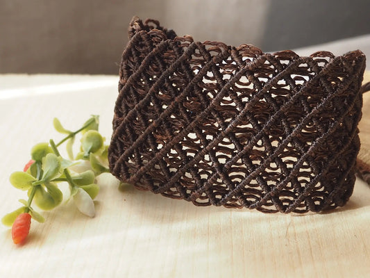 Brazalete macramé color marrón hilo encerado - My Cuqui