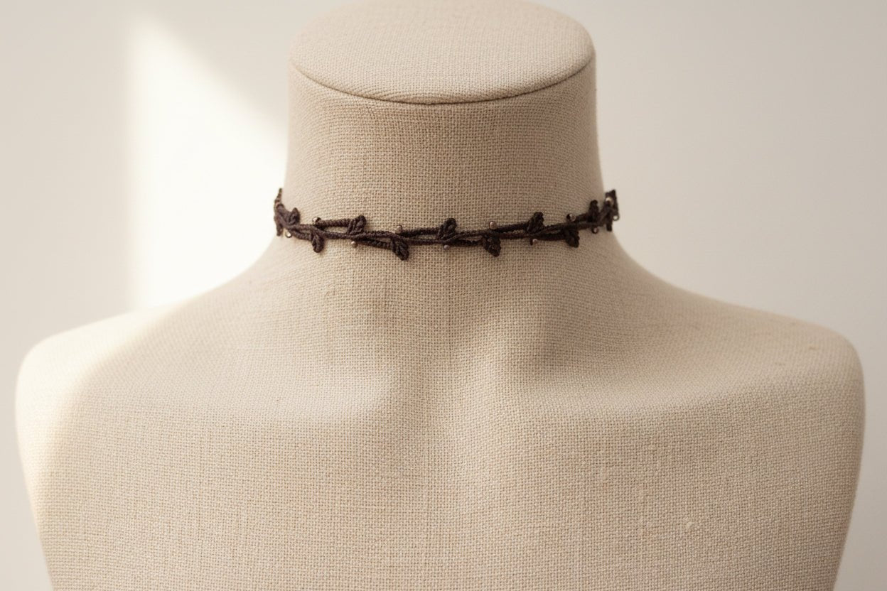 Choker  "Hojas" en hilo encerado color marrón - My Cuqui Shop #