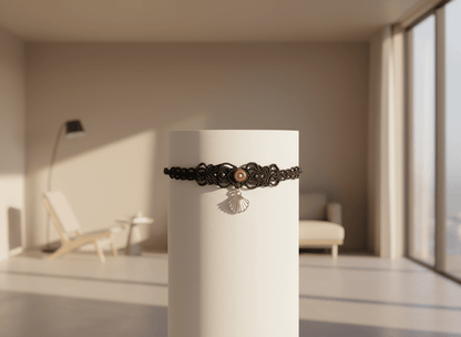 Cocker negro con piedra del sol - artesanal - My Cuqui Shop