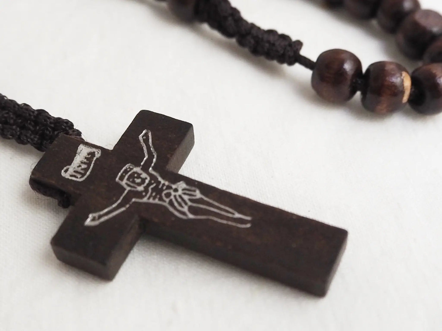 Colección Rosarios Cuquis | Cuentas de Madera Natural en 3 Tonos - My Cuqui Shop