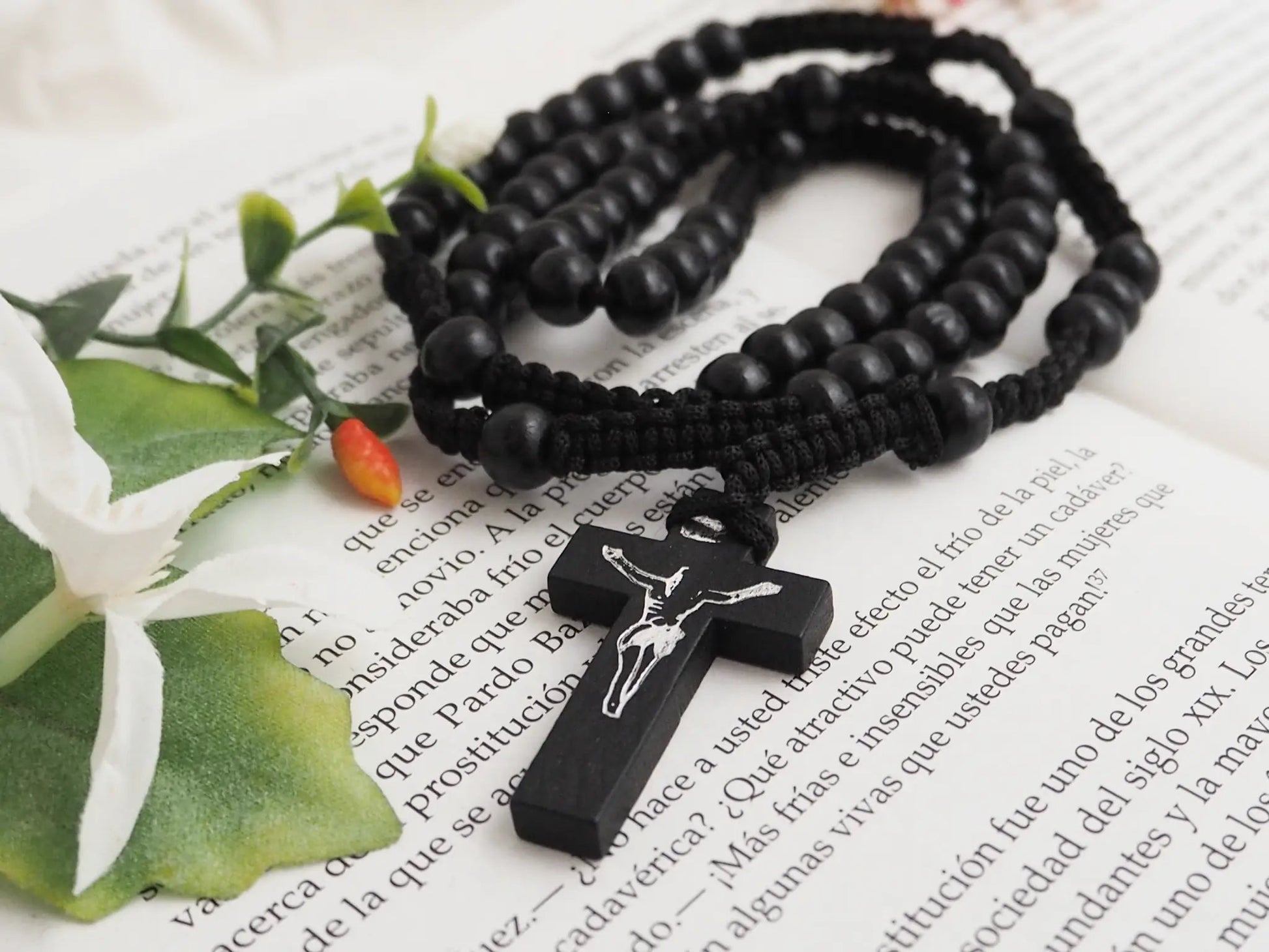 Colección Rosarios Cuquis | Cuentas de Madera Natural en 3 Tonos - My Cuqui Shop