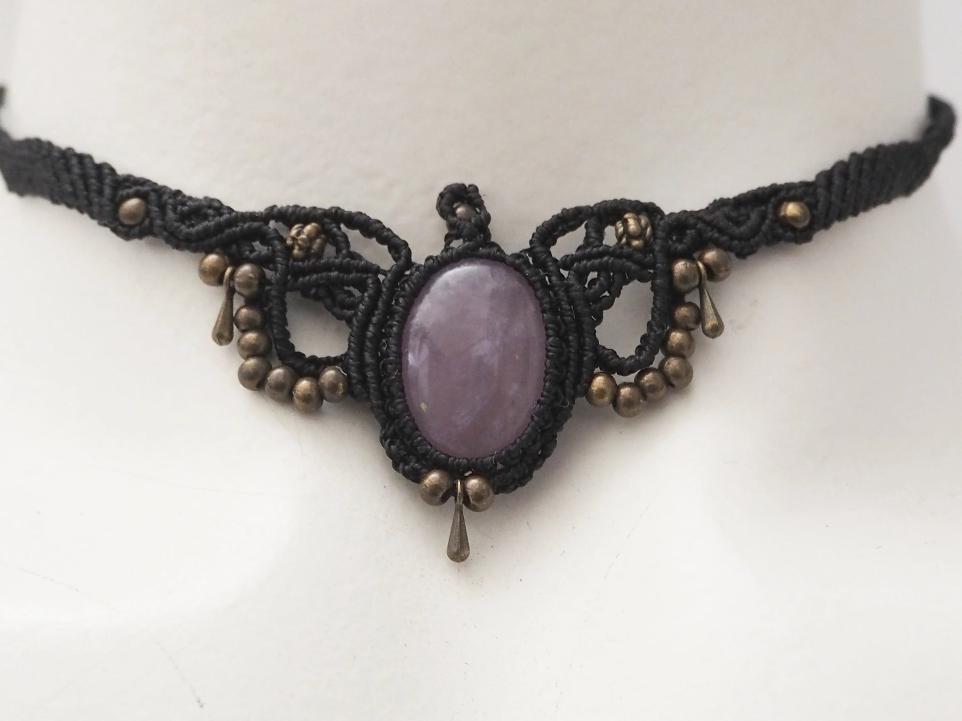 Collar Amuleto "Gea" en Macramé Negro | Joyas Cuquis Hechas a Mano - My Cuqui Shop