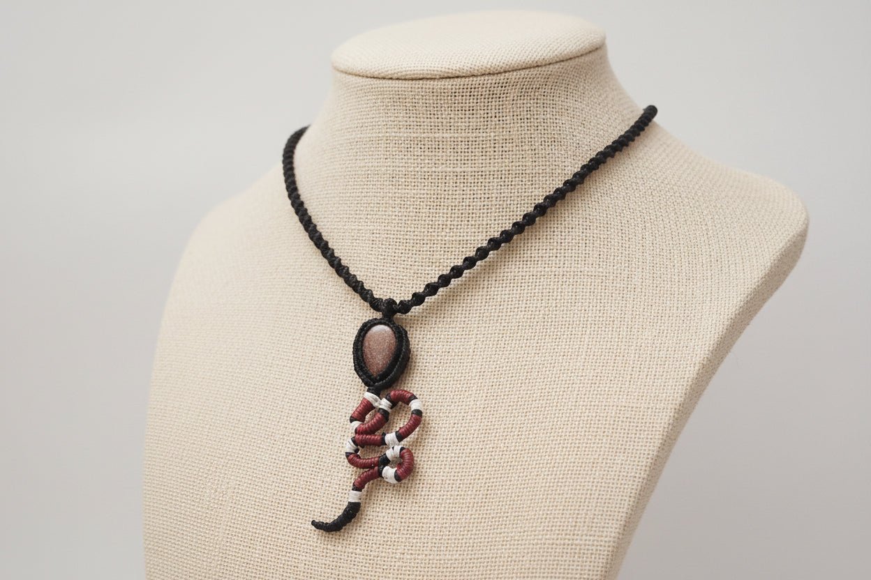 Collar "Amuleto Solar"Piedra del sol - My Cuqui Shop