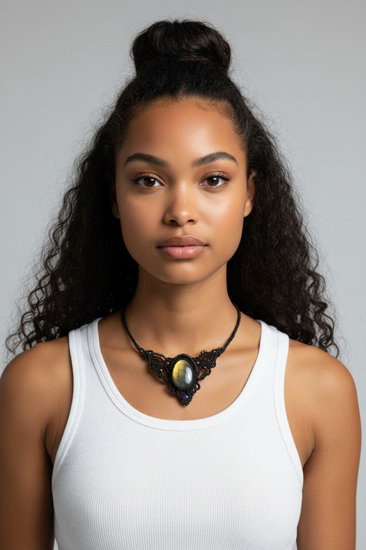 Collar de macramé con Labradorita - My Cuqui Shop