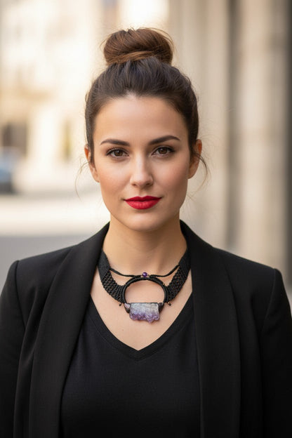 Collar Gargantilla "Geoda Amatista" en Macramé Negro Artesanal - My Cuqui Shop