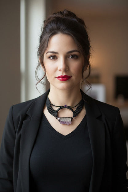 Collar Gargantilla "Geoda Amatista" en Macramé Negro Artesanal - My Cuqui Shop