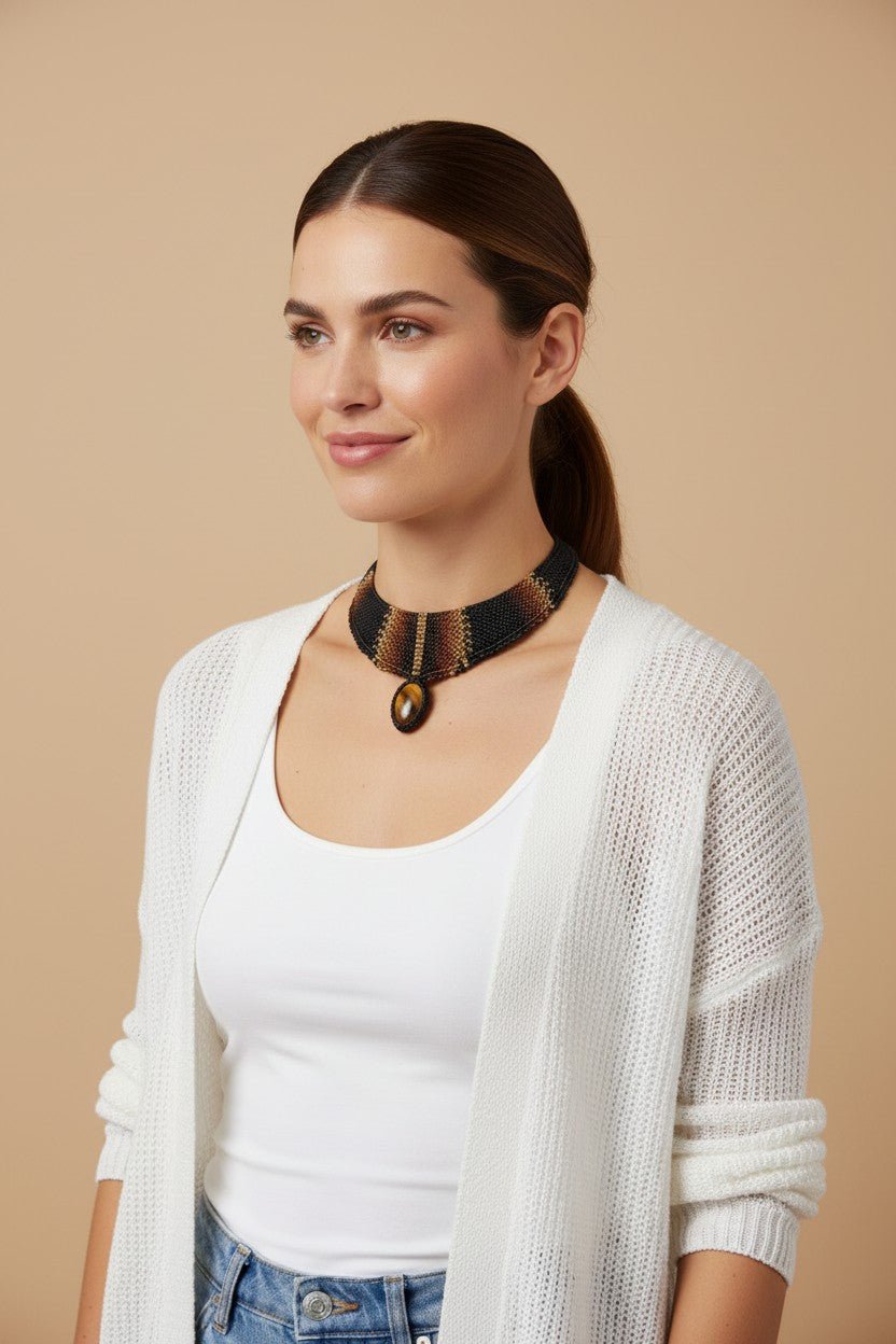 Collar Gargantilla "Ojo de Tigre Místico" en Macramé Artesanal - My Cuqui Shop #