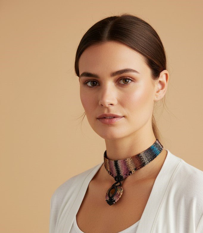 Collar Gargantilla "Ojo de Tigre Místico" en Macramé Multicolor - My Cuqui Shop #