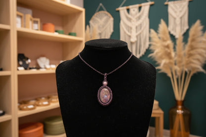 Collar Rústico "Metamorfosis Natural": Micro-Macramé & Jaspe Mariposa - My Cuqui Shop #