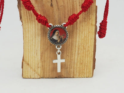 Decenario Cuquis Santa Rita de Casia | Pulsera Nudo Rojo Ajustable - My Cuqui Shop