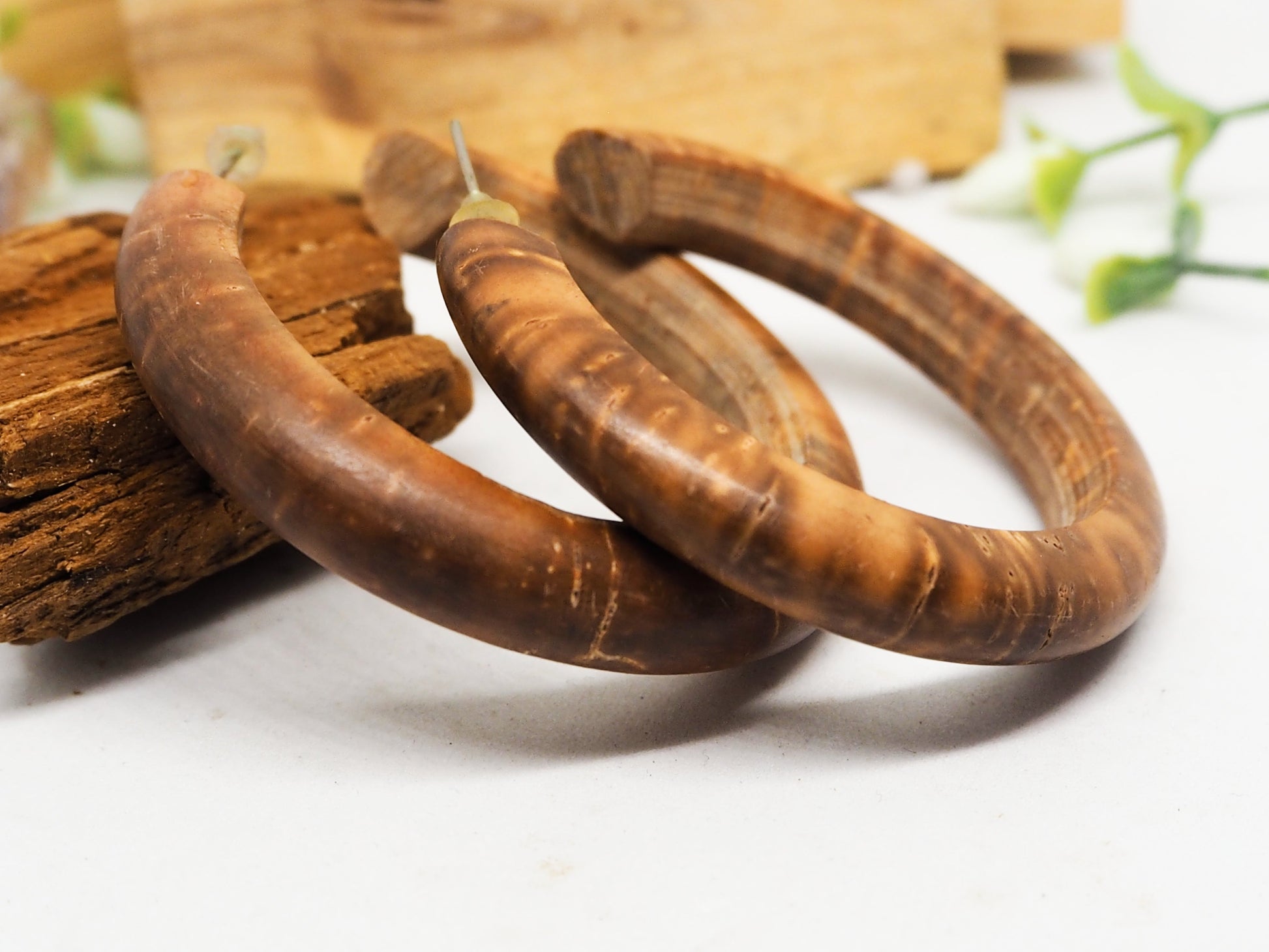 Pendientes Aro "Baba" en color marrón - My Cuqui Shop #