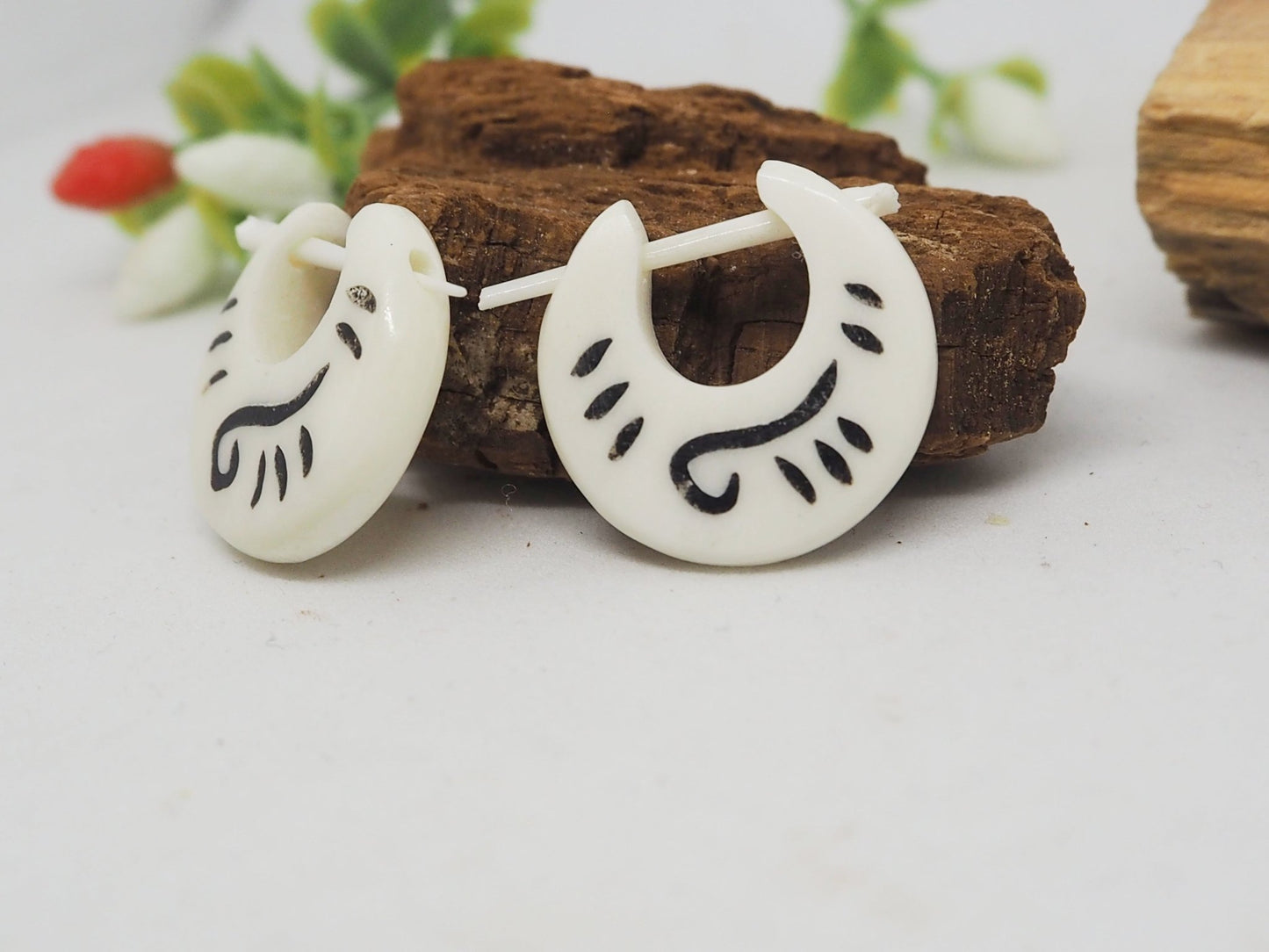 Pendientes de hueso Aros de hueso pintados - My Cuqui Shop #