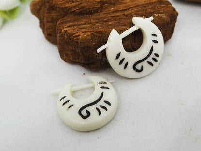 Pendientes de hueso Aros de hueso pintados - My Cuqui Shop #