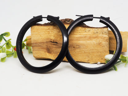 Pendientes Aros de madera color negro. Modelo light - My Cuqui Shop #