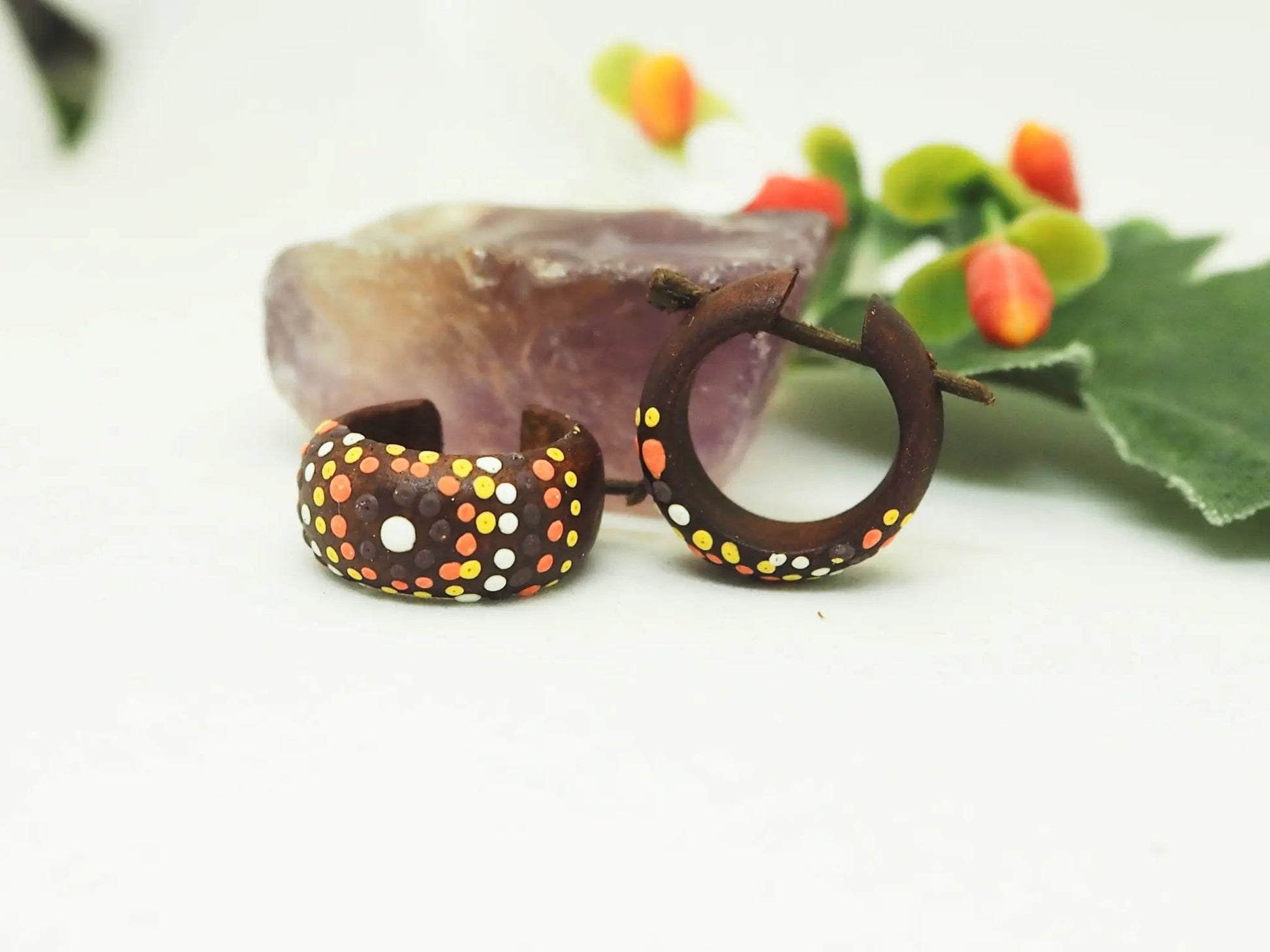 Pendientes Coco Pintados | mandala en color naranja - My Cuqui