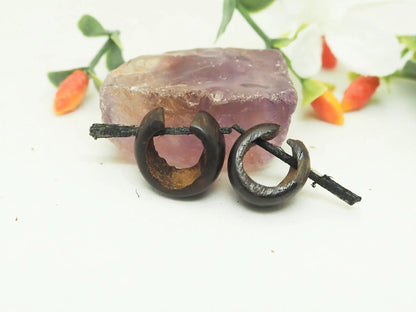 Pendientes coco rústicos color marrón - My Cuqui