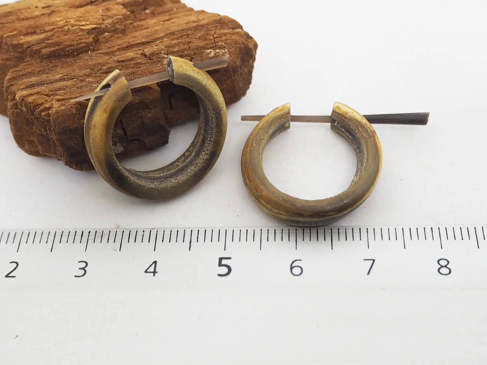 Pendientes de Asta - color beige - My Cuqui