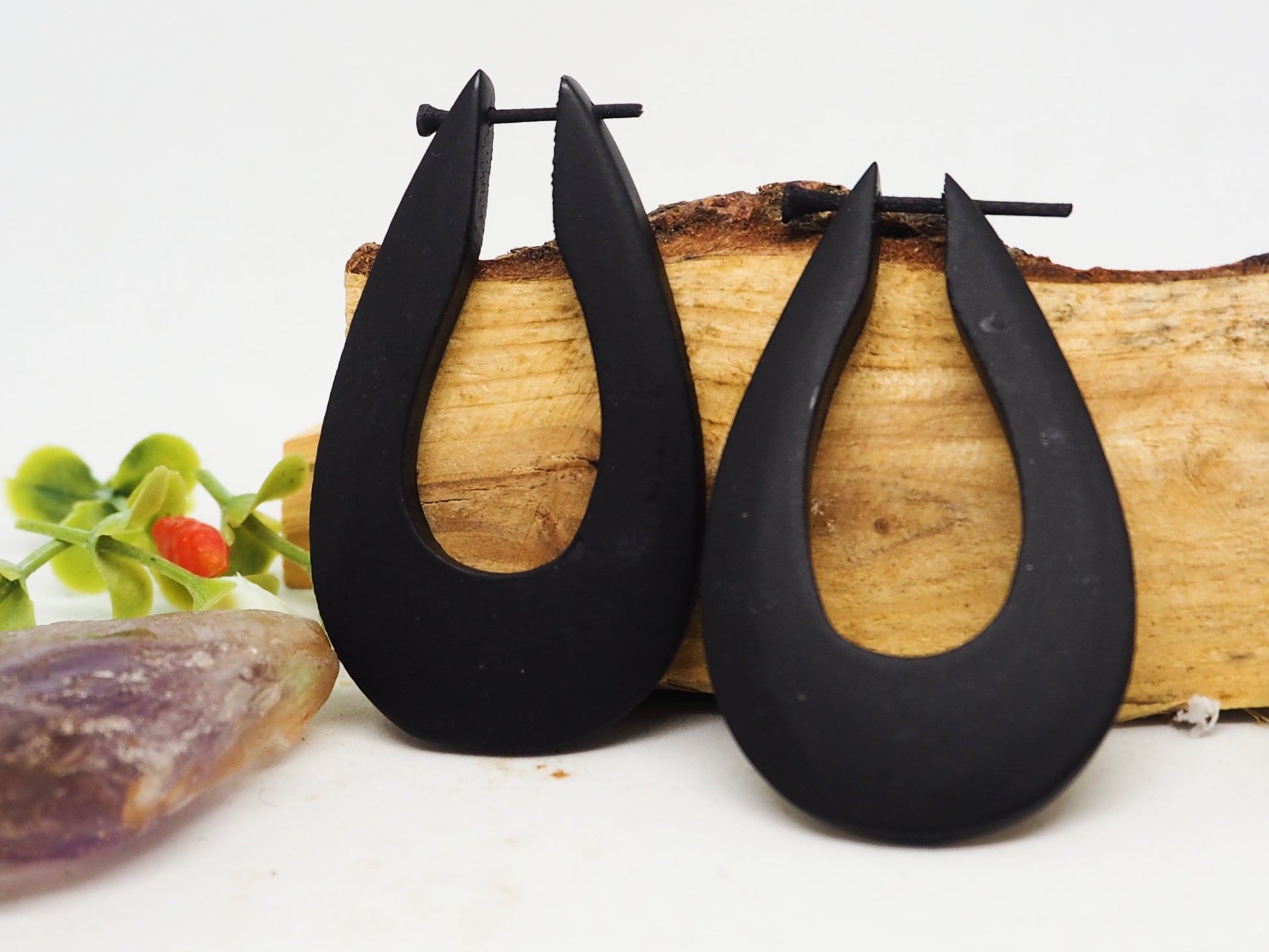 Pendientes de madera color negro. Modelo Lagrima. - My Cuqui Shop #