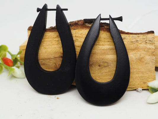 Pendientes de madera color negro. Modelo Lagrima. - My Cuqui Shop #