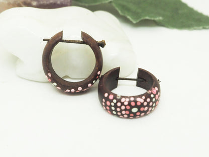 Pendientes de Madera. Pintados en tonos rosa - My Cuqui Shop #