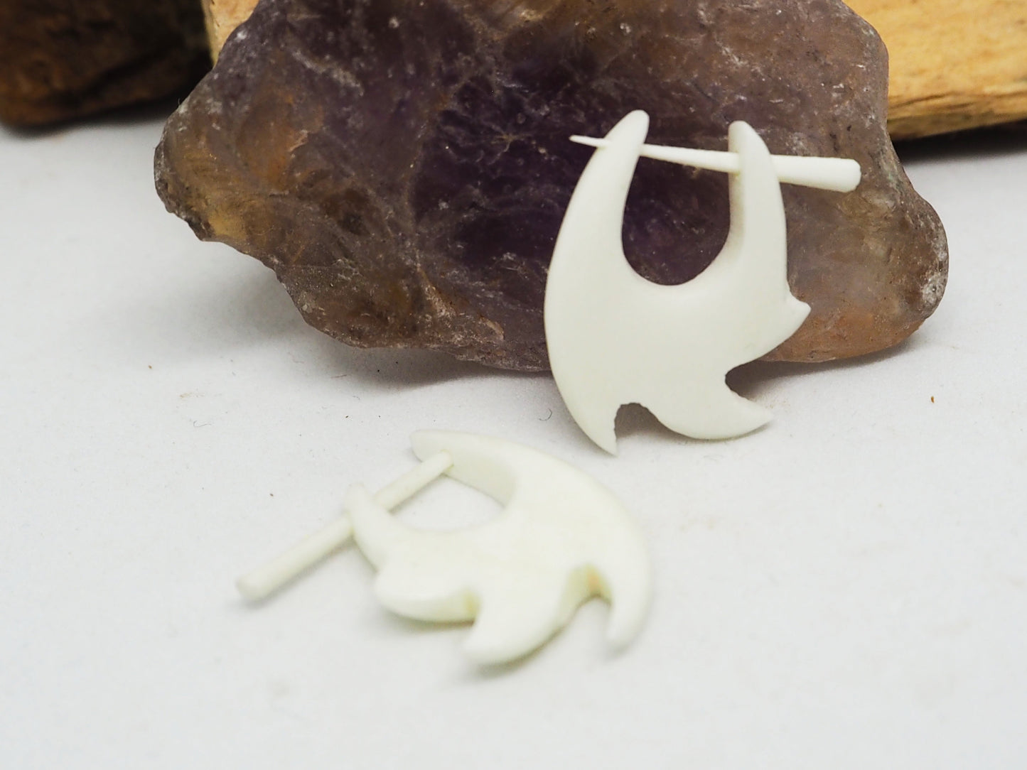 Pendientes Dilatadores Falsos (Fake Gauges) de Hueso de Yak | 100% Orgánicos, Sin Metal - My Cuqui Shop #