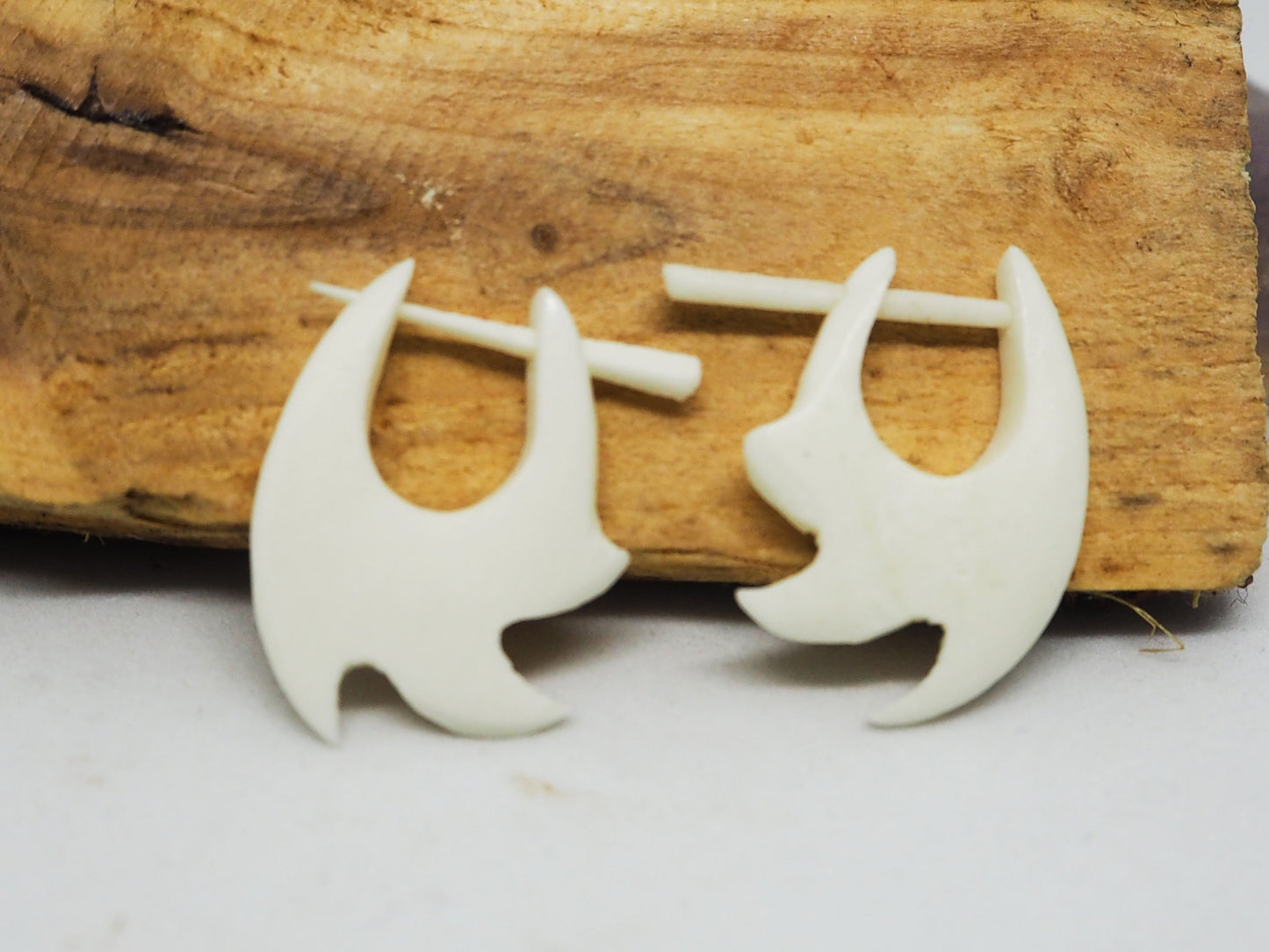 Pendientes Dilatadores Falsos (Fake Gauges) de Hueso de Yak | 100% Orgánicos, Sin Metal - My Cuqui Shop #