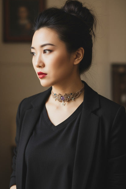 Pieza Única "Estrella Guardiana": Choker de Micromacramé con Amatista y Dijes - My Cuqui Shop #