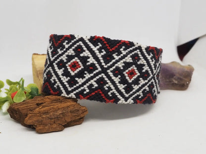 Pulsera macramé Etnica - Roja y negro - My Cuqui