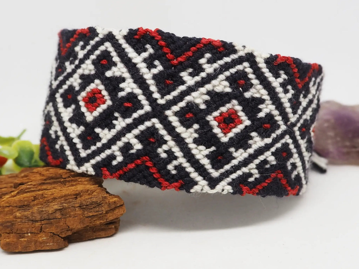 Pulsera macramé Etnica - Roja y negro - My Cuqui