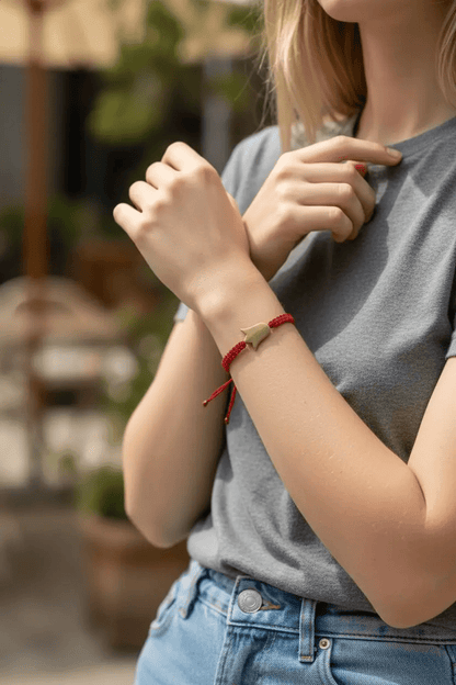 Pulsera "Renacer" de Tulipán Artesanal – Acero Inoxidable y Macramé (6 Colores) - My Cuqui