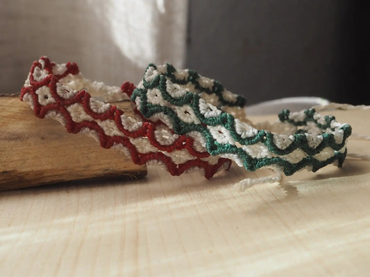 Pulsera Roja y Verde en hilo encerado - My Cuqui