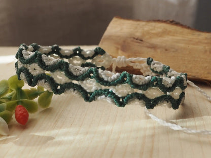 Pulsera Roja y Verde en hilo encerado - My Cuqui