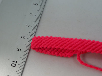 Pulseras Anchas de Macramé Fucsia Neón | Hilo Encerado Vibrante - My Cuqui Shop #