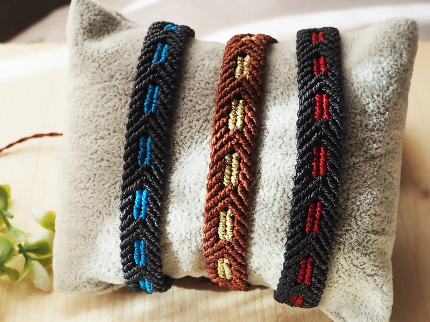 Pulseras Artesanales de Macramé - diseño geométrico - My Cuqui