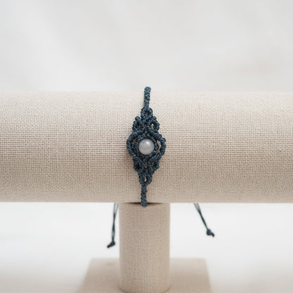 Pulseras "Esencia Bohemia" macramé con piedras - My Cuqui Shop #