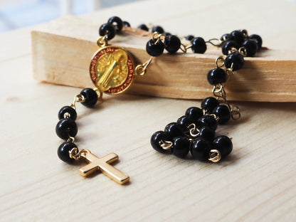 Rosario Cuquis San Benito | Cuentas Cristal Negro y Acero Inoxidable - My Cuqui Shop